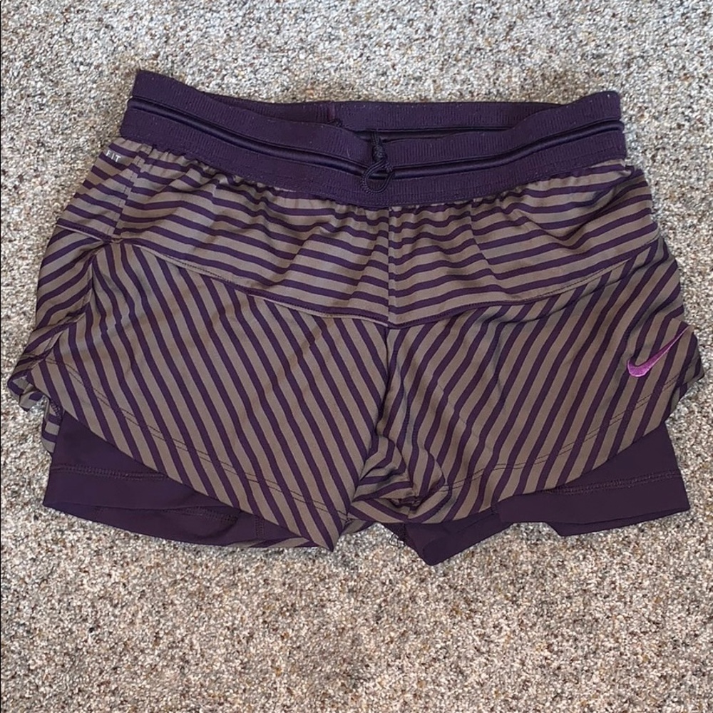 Nike women’s running shorts